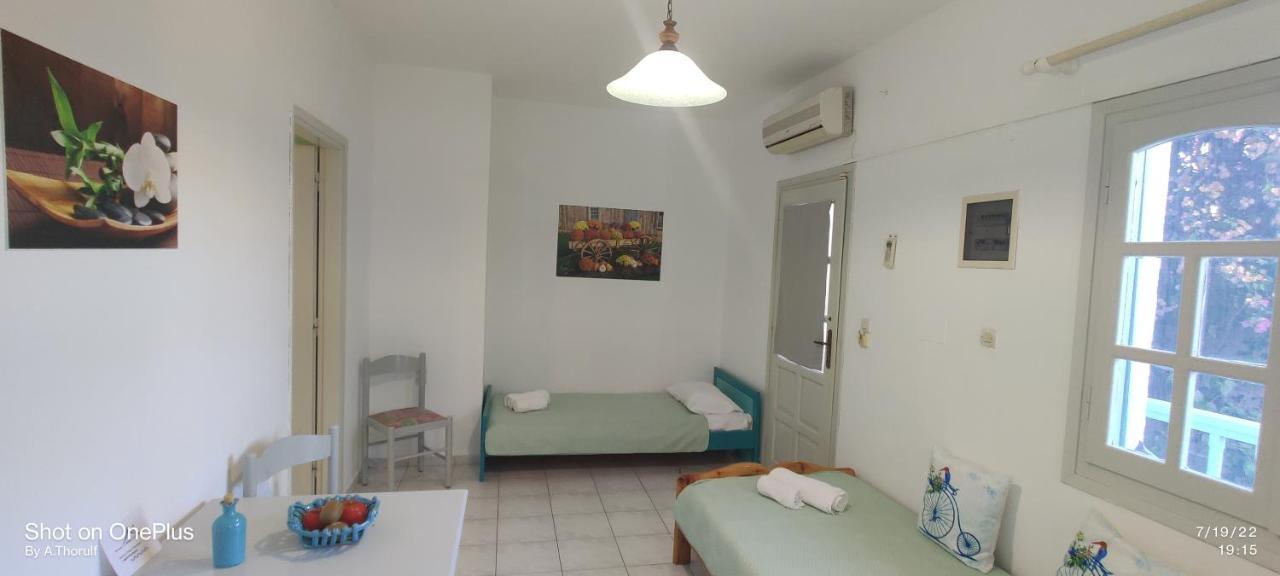 Mary'S Studios Agia Pelagia  Esterno foto
