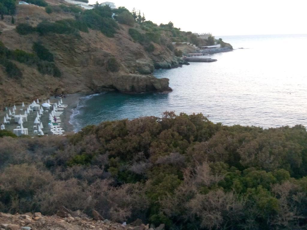 Mary'S Studios Agia Pelagia  Esterno foto